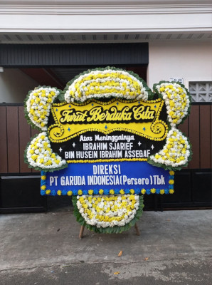 Papan Bunga Duka di Panarung